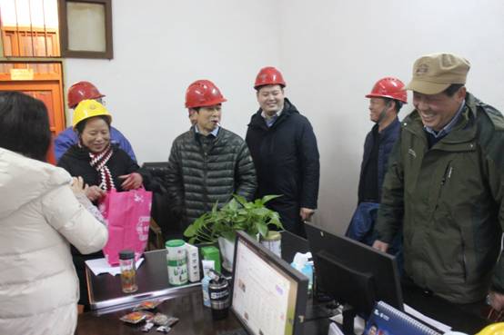 Z:\陽惠\網(wǎng)站信息\網(wǎng)站用相片\2019年春節(jié)開張\IMG_3663.JPG